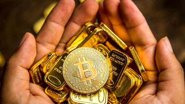 兑美元不夠看！價值儲存資金輪動，比特幣兌黃金創歷史新高