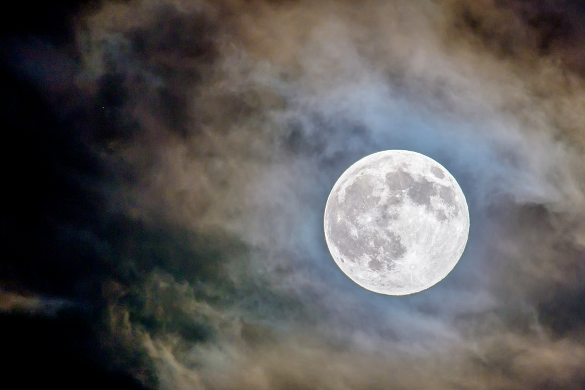 中秋賞月靠它？LUNA一小時謎樣上漲超100%，接力LUNC漲勢