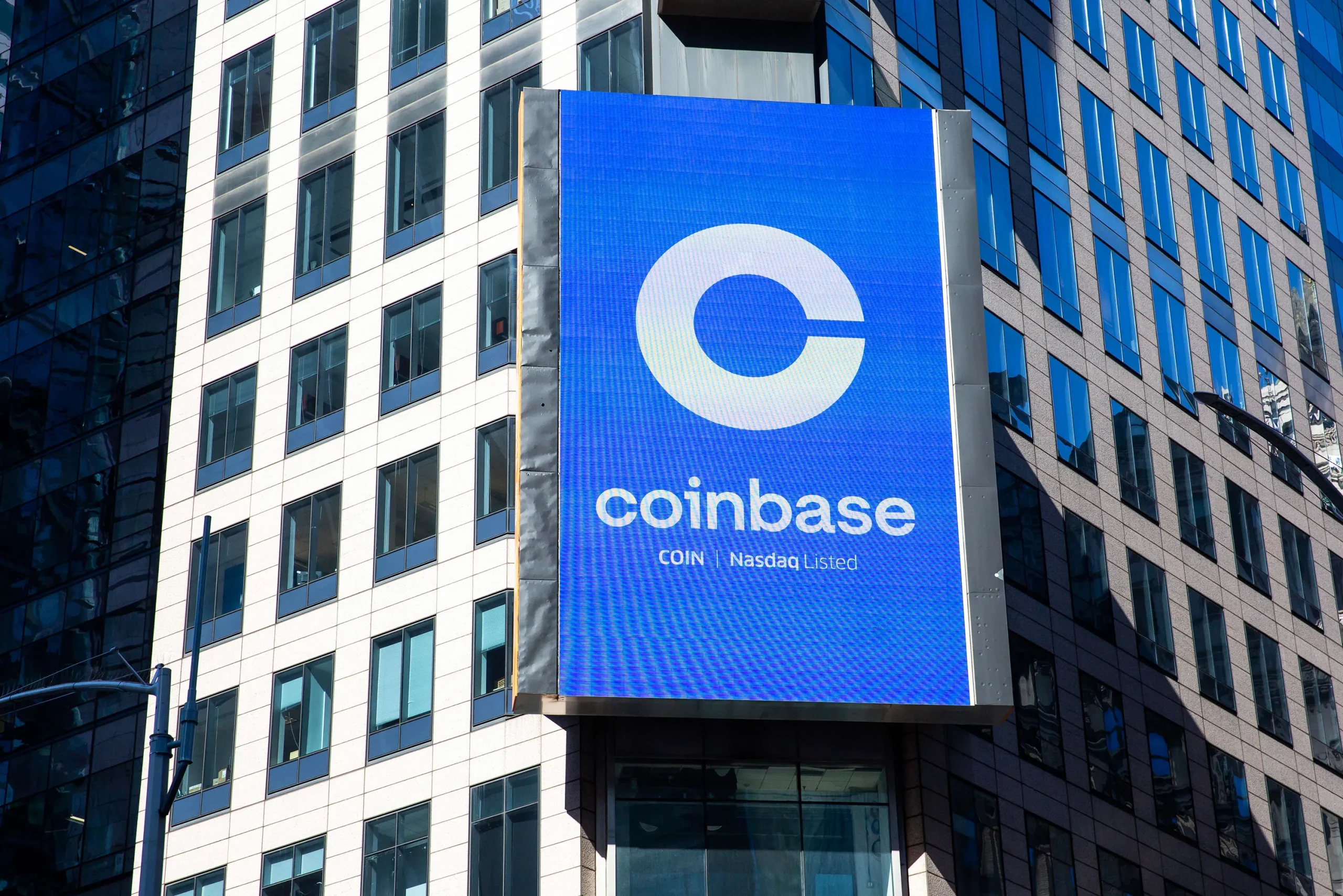 Coinbase獲監管批准，國際交易所可提供散戶永續合約交易