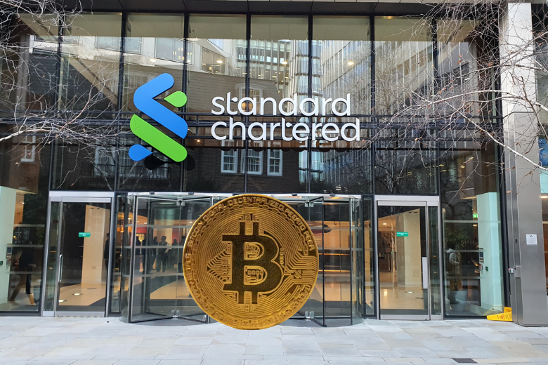 對比黃金ETF首次推出，渣打分析師：比特幣2025年將達20萬美元