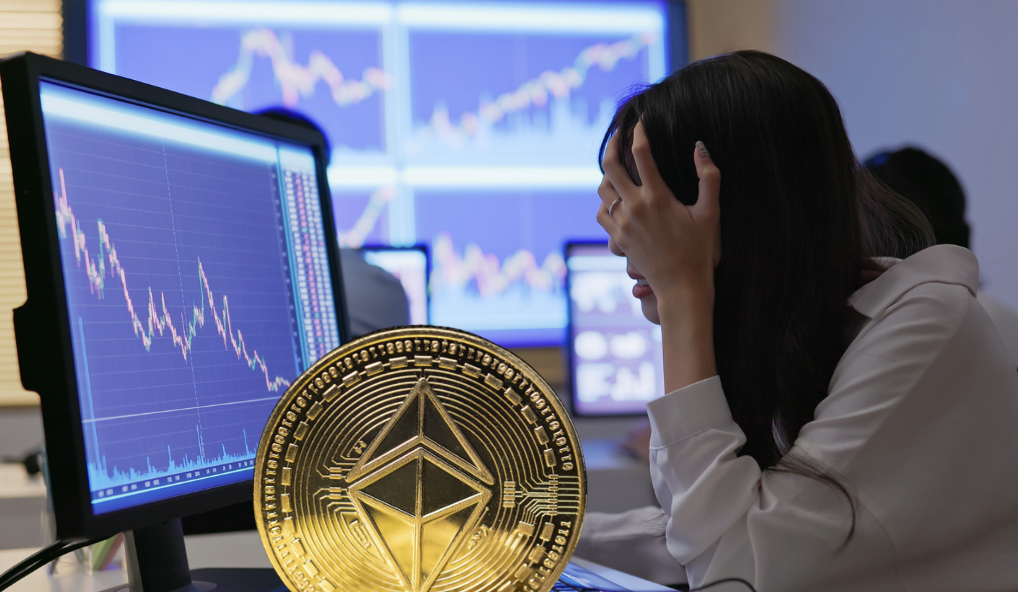 以太坊現貨 ETF 接近重要截止日，ETH 向 2,500 價位修正？