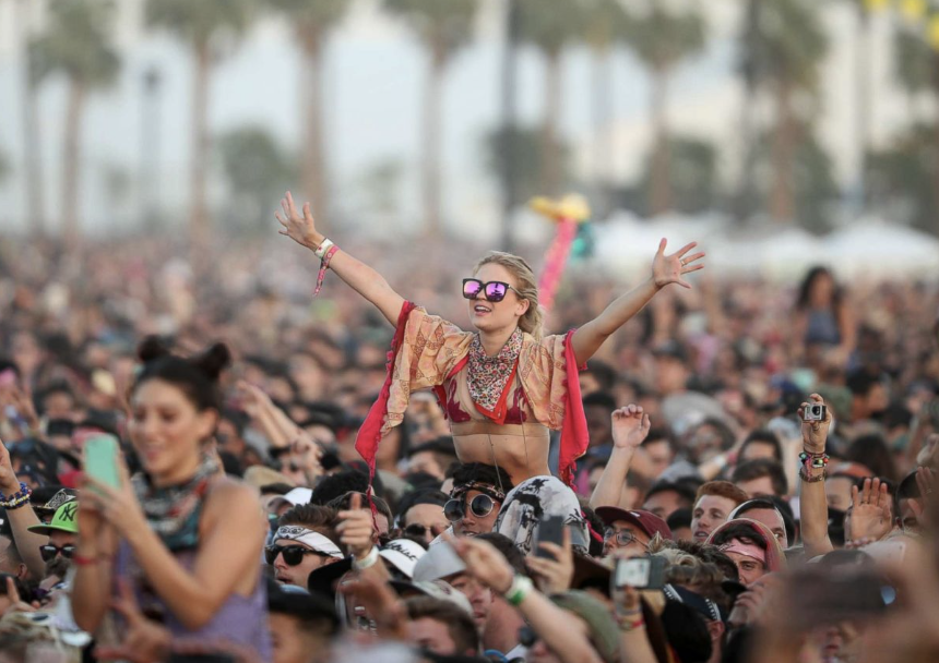 استمتع أولاً ثم دفع PNPL لمهرجانات الموسيقى! ما يقرب من 60 ٪ من مشاهدي كوتشيلا يختارون الدفع على أقساط لشراء التذاكر