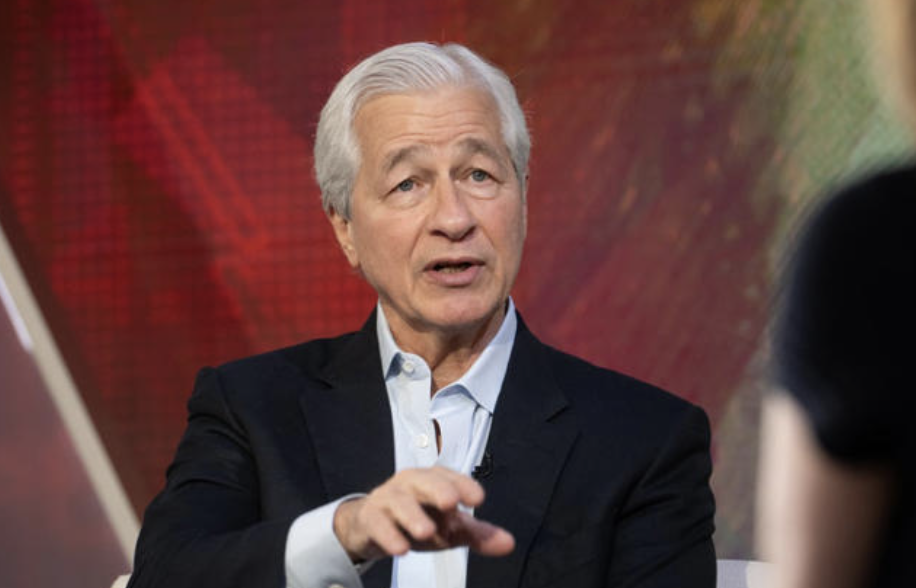 4,000 家業者被 FED 逼走！摩根大通 Dimon：合規成本過高促使影子銀行興起，監管方向不明