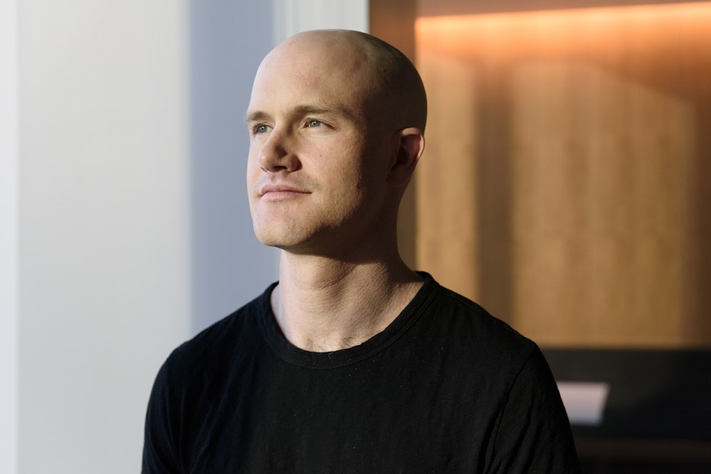 Coinbase CEO 呼籲開放「鏈上利息」：穩定幣立法應讓全民共享利率紅利