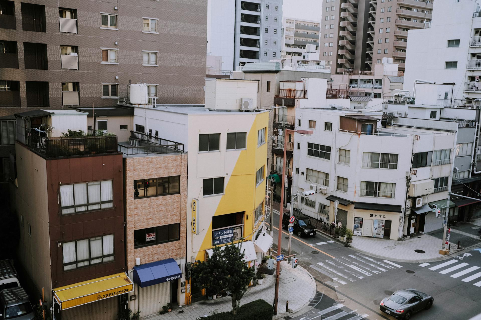 中國人用五百萬日圓投資民宿獲得居留權,大阪西成貧民窟成為新移民天堂? 中國人用五百萬日圓投資民宿獲得居留權,大阪西成貧民窟成為新移民天堂?