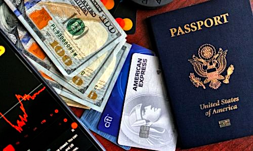 美國運通與 Coinbase 合作推出 Amex Passport 旅遊紀念章 NFT
