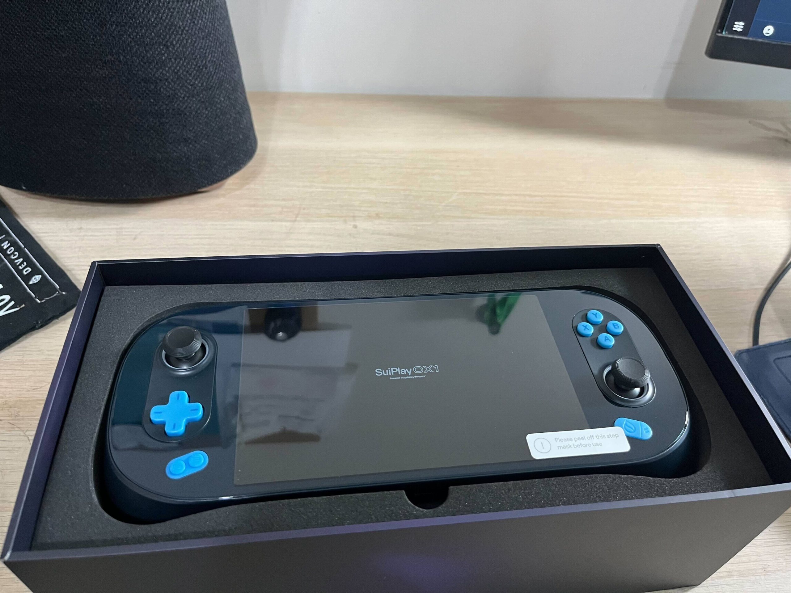 SuiPlay0x1 掌機開箱，到底是 GameFi 新篇章還是又一台電子垃圾？