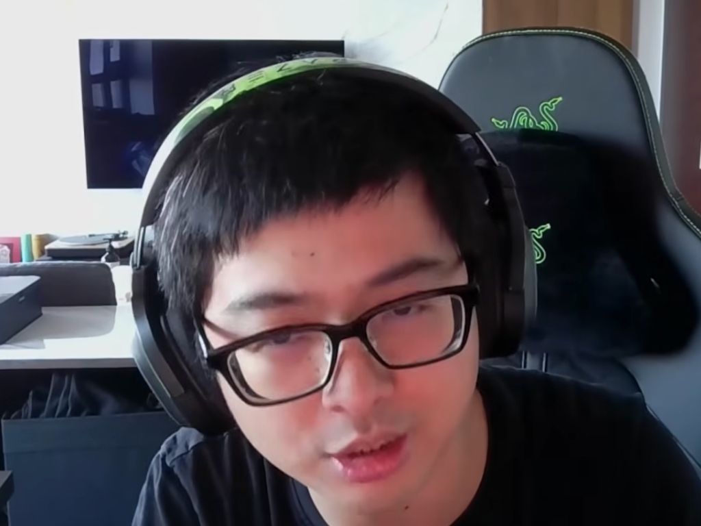 2025 丁特美股投資回憶錄！沒上車輝達卻買到個位數的 PLTR，報酬率 2000% 的策略是？