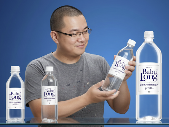 男廁客滿躲女廁？偷搬公司沙發礦泉水？昔日「創業天才」陳泰元涉侵占、性騷擾等荒誕行徑