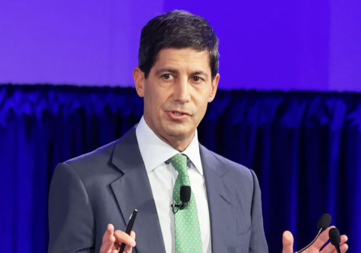 川普提名凱文沃許接替鮑威爾擔任聯準會主席，市場與政界反應不一