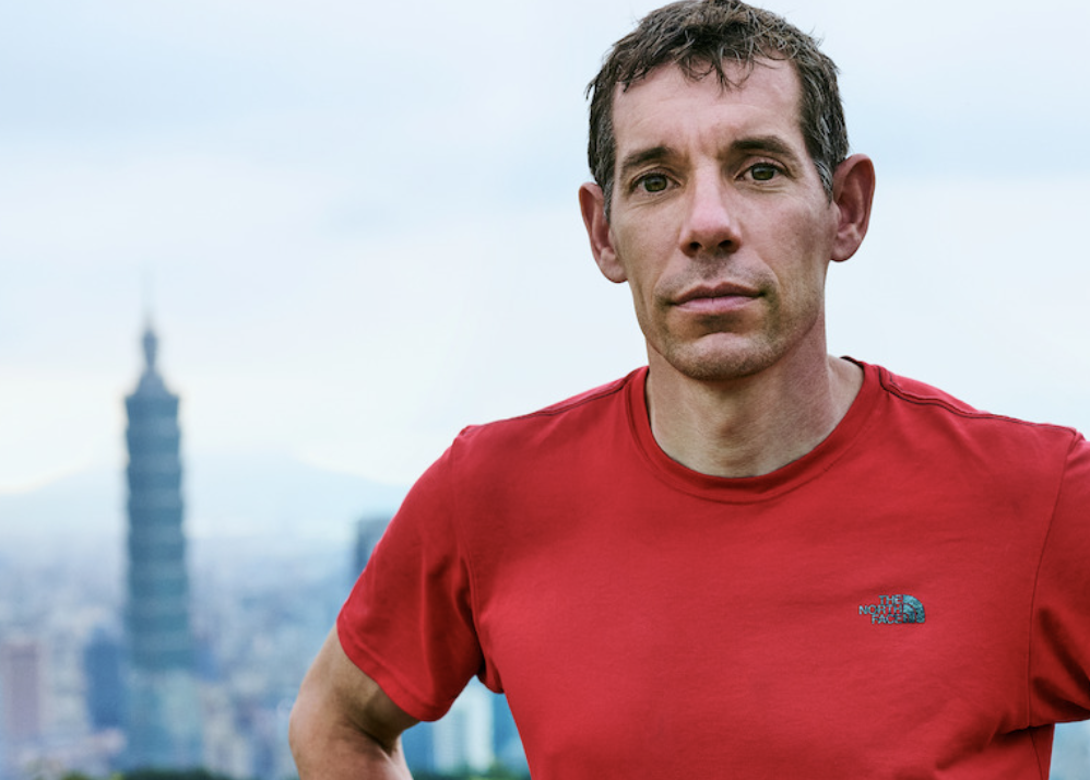 全球下注 Alex Honnold 攀登台北 101！預測市場最看好 90 分鐘內登頂