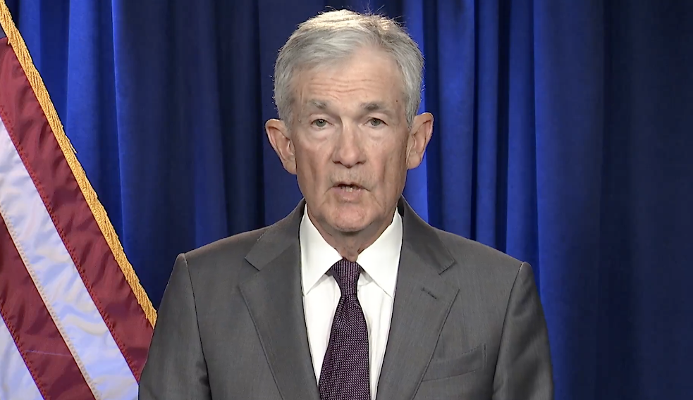 美國聯準會主席鮑爾遭刑事調查！本人回應：法律名義下的政治威脅