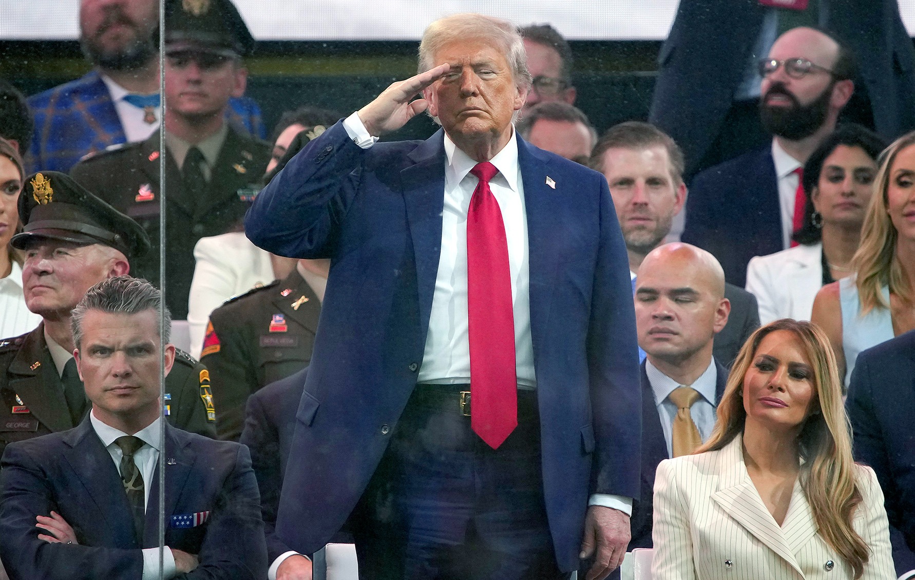 經濟學家評估美伊戰火衝擊，油價飆漲 13% 讓中國成最大輸家？