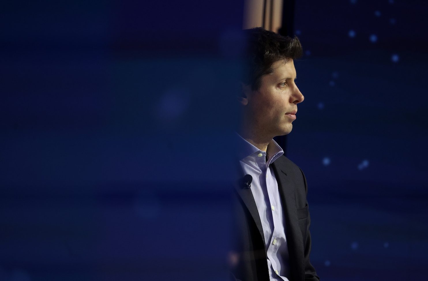 OpenAI 股票二級市場「賣不出去」，投資人搶進 Anthropic 押注估值反超