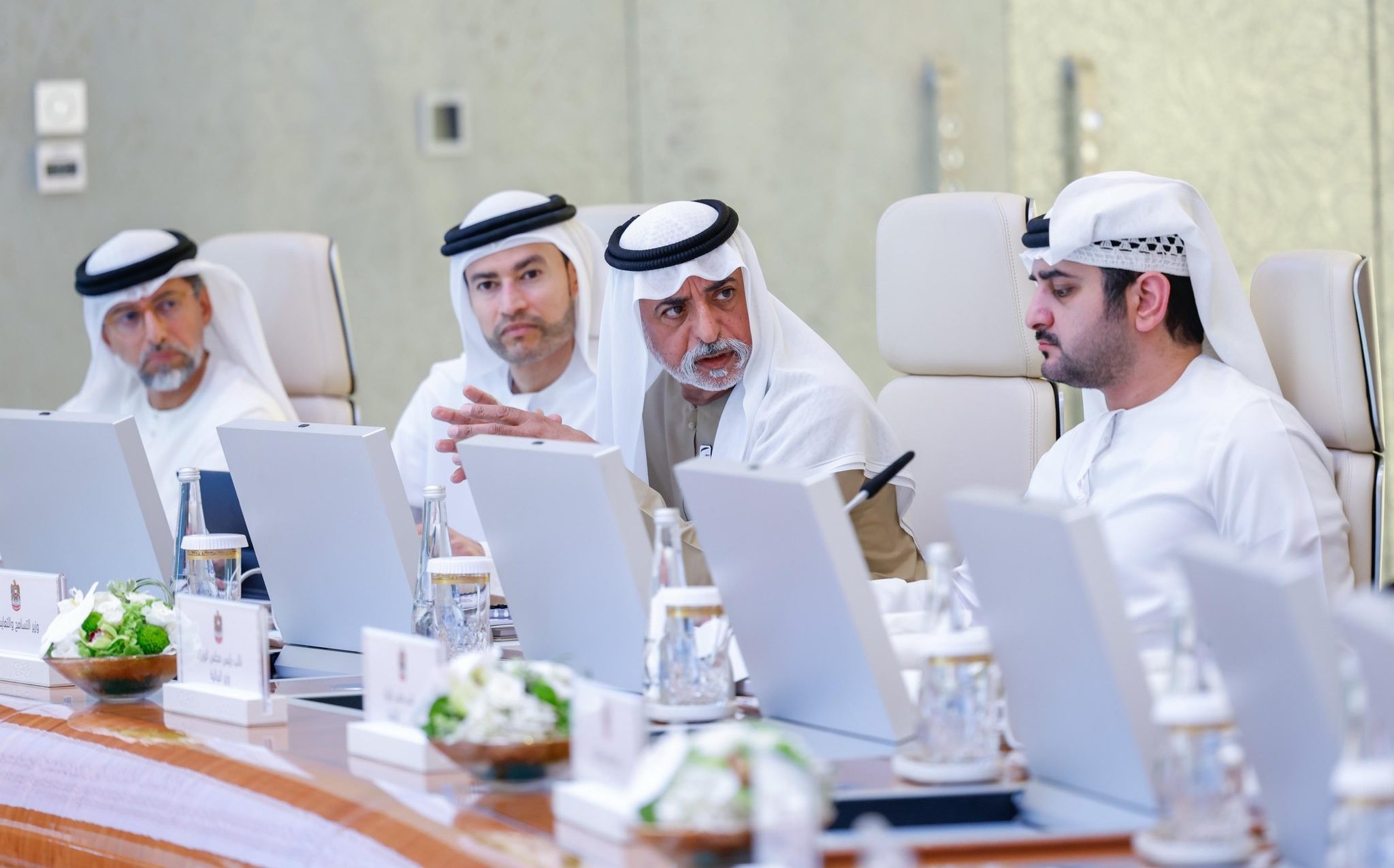 阿聯酋政府宣布導入 AI 代理， 最快 2028 完成半數業務自動化運作