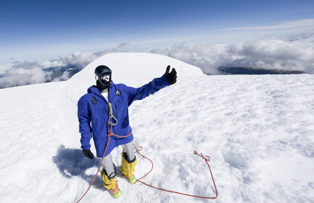 人形機器人邊巴成功登頂六千公尺，將挑戰聖母峰替代高山人力