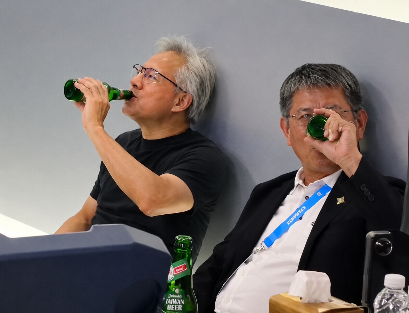 盤點輝達供應鏈：黃仁勳如何把 COMPUTEX 當個人秀，行銷全端 AI 平台敘事？