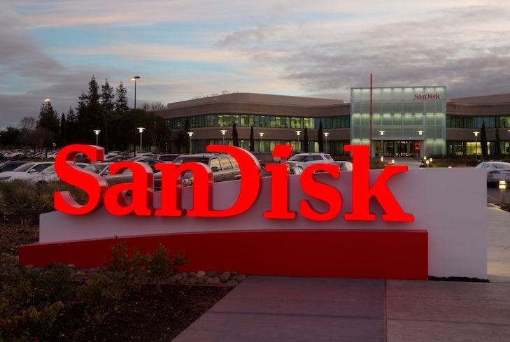 SanDisk（SNDK）第四季財報超預期！財測未達市場高估值，股價下挫 5.4%