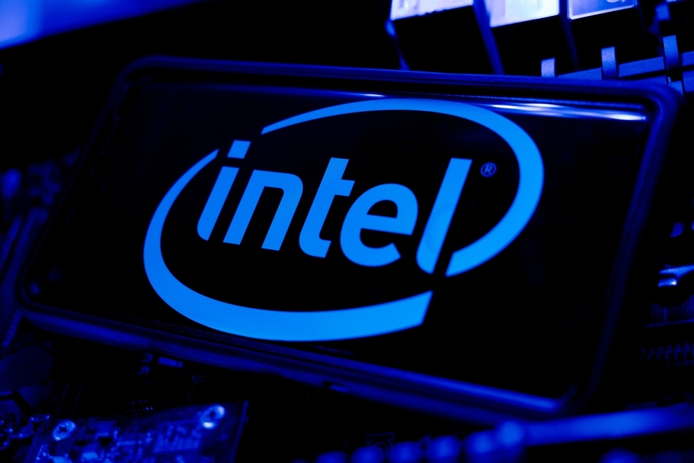 英特爾傳拿下蘋果、Google、輝達訂單！14A 製程成接單主力